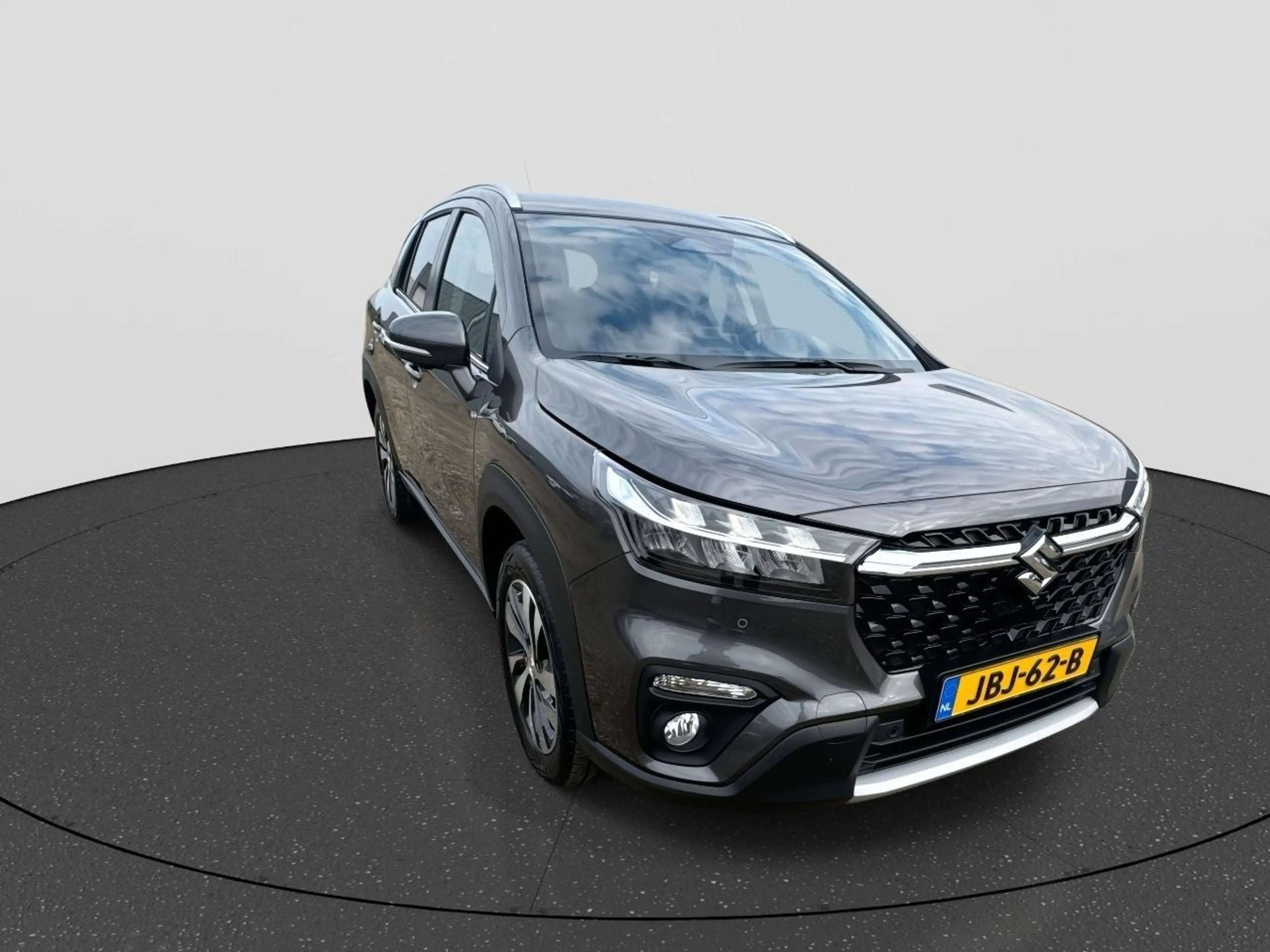 Suzuki S-Cross 1.4 Boosterjet Style Hybrid | Rijklaar | Apple Car — photo 3