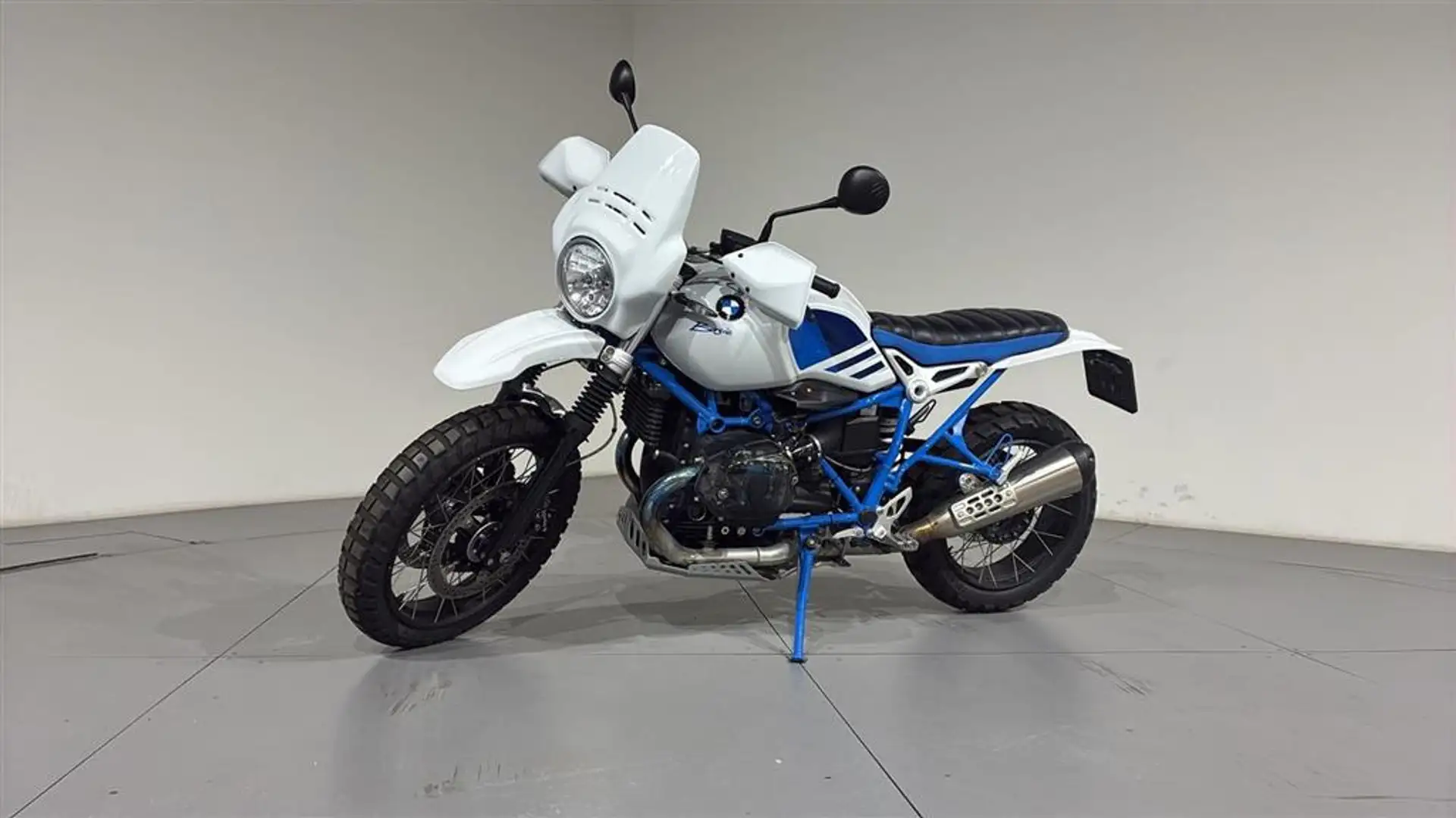 BMW R nineT 0 - 1