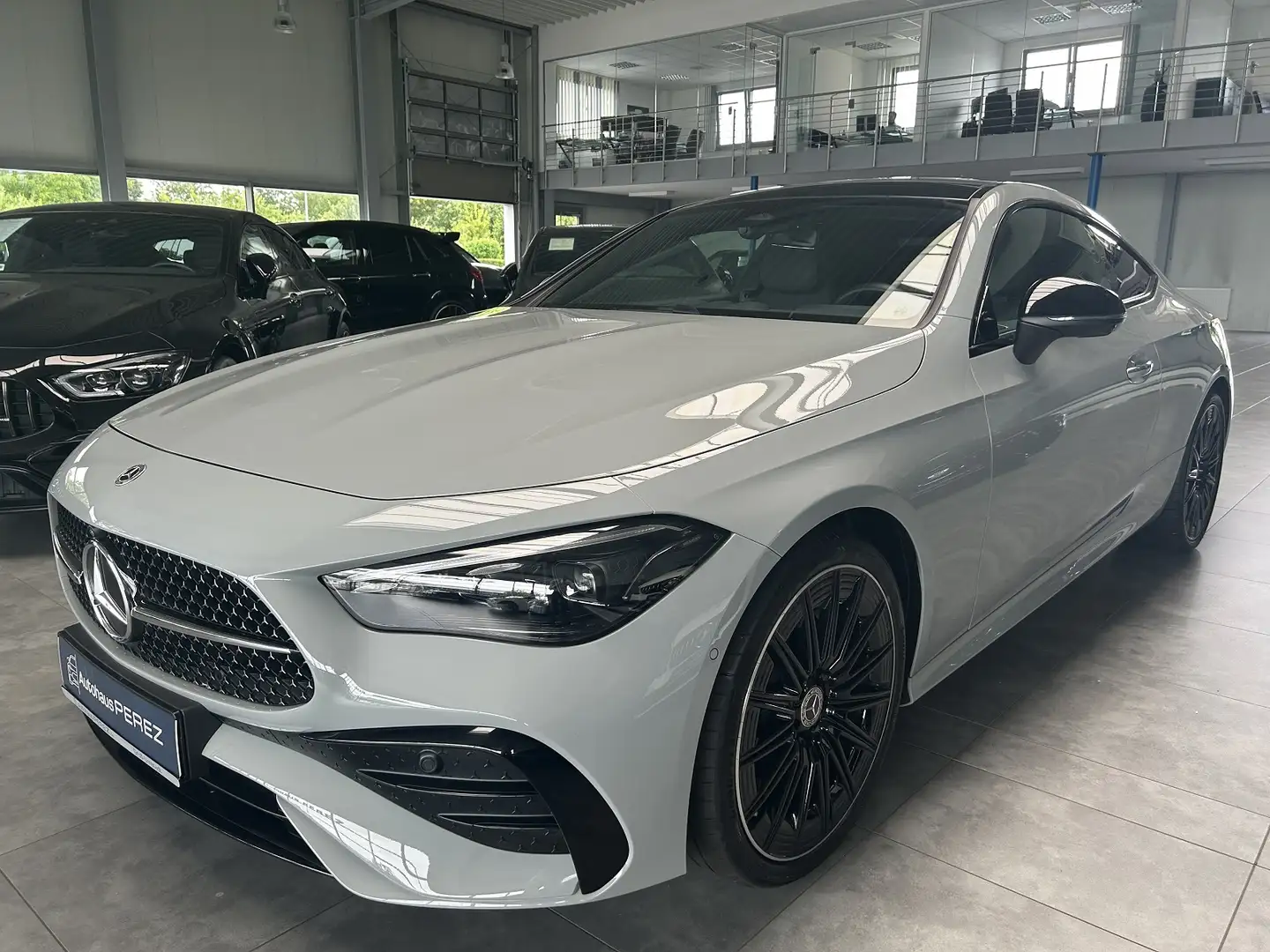 Mercedes-Benz CLE 300 300 AMG 4M ADVANCED+ -PANORAMA-BURM. Gris - 2