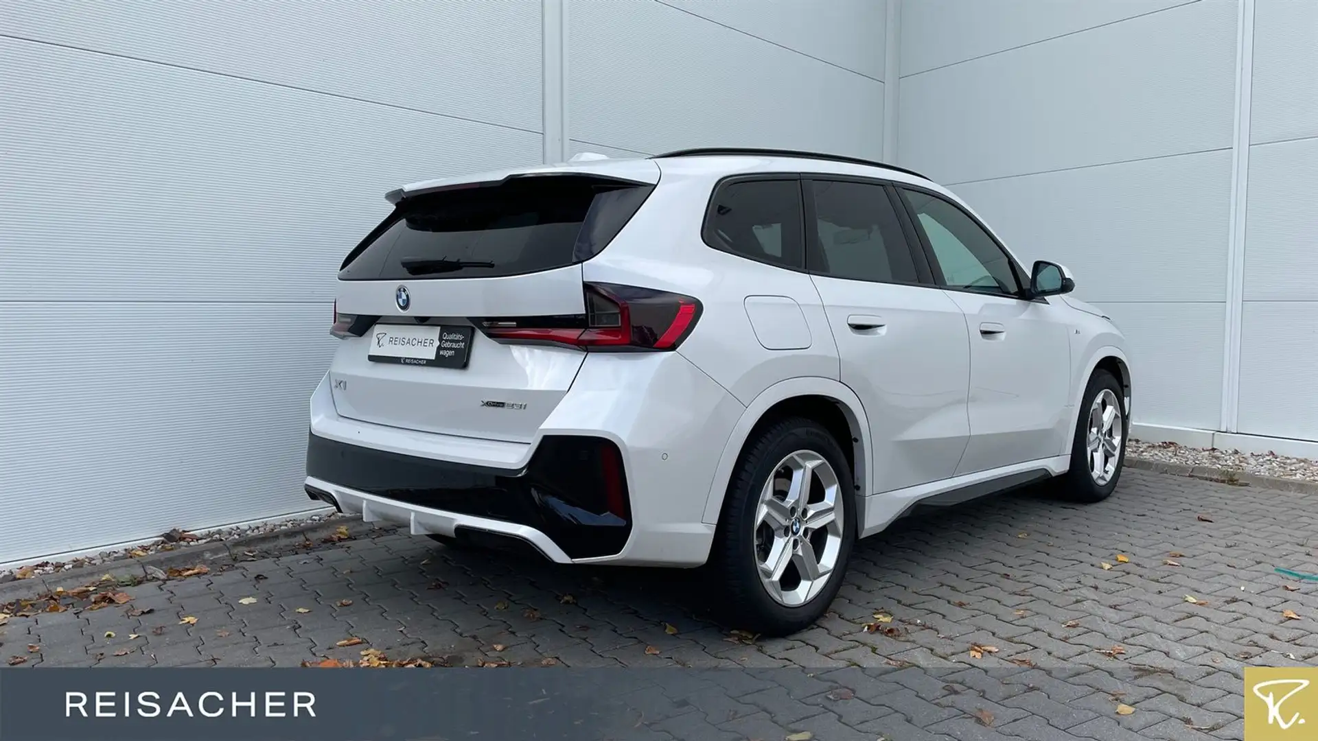 BMW X1 xDrive23i M Sport,DAPro.HuD,Pano,el.Sitze+Mem Weiß - 2