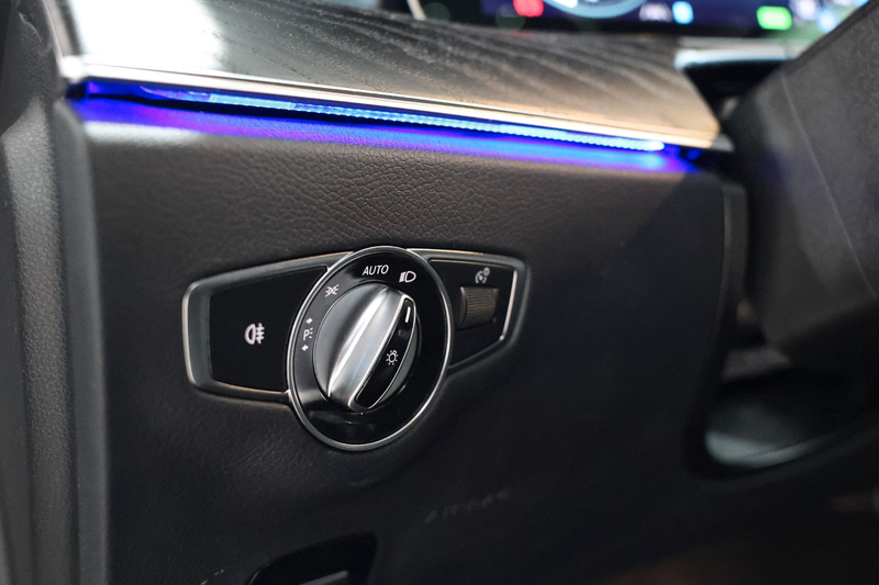 Mercedes-Benz E 200 Coupe AMG Pano*360*ACC*Night*MBeam — photo 14
