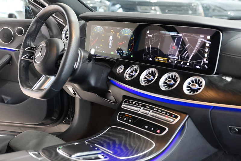 Mercedes-Benz E 200 Coupe AMG Pano*360*ACC*Night*MBeam — photo 26