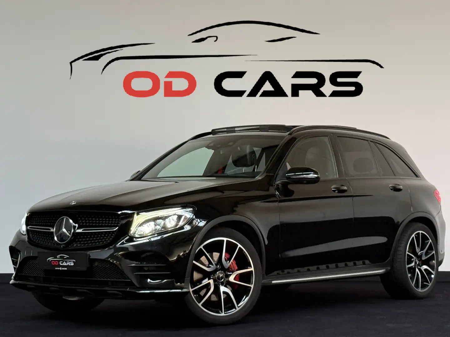 Mercedes-Benz GLC 250 4MATIC AMG Pano Distronic Memory Sfeer BOMVOL !!!! Zwart - 1