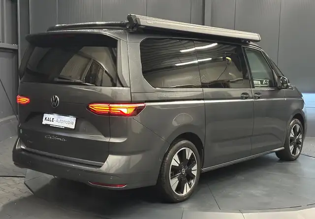 Volkswagen T7 California view 5