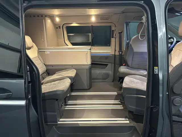 Volkswagen T7 California view 12