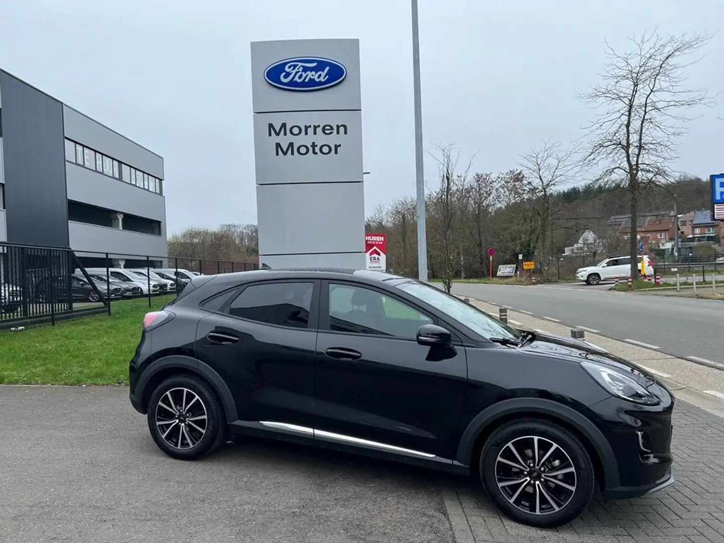 Ford Puma Titanium Design OC0110 *24026 Noir - 2