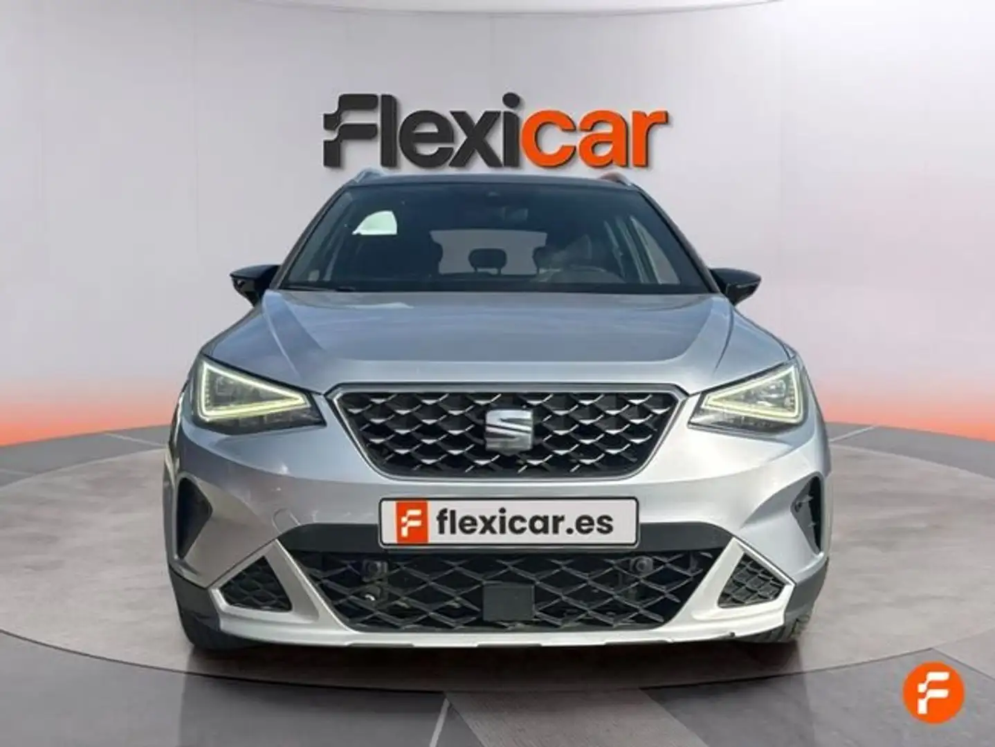 SEAT Arona 1.0 TSI S&S Xperience DSG7 110 Gris - 2