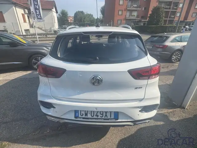 MG ZS view 6