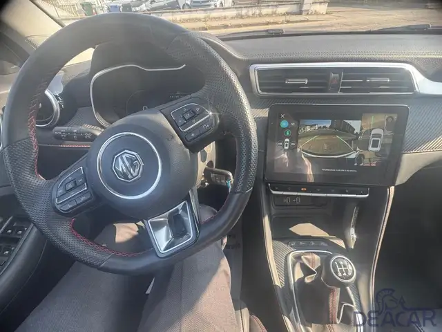 MG ZS view 15