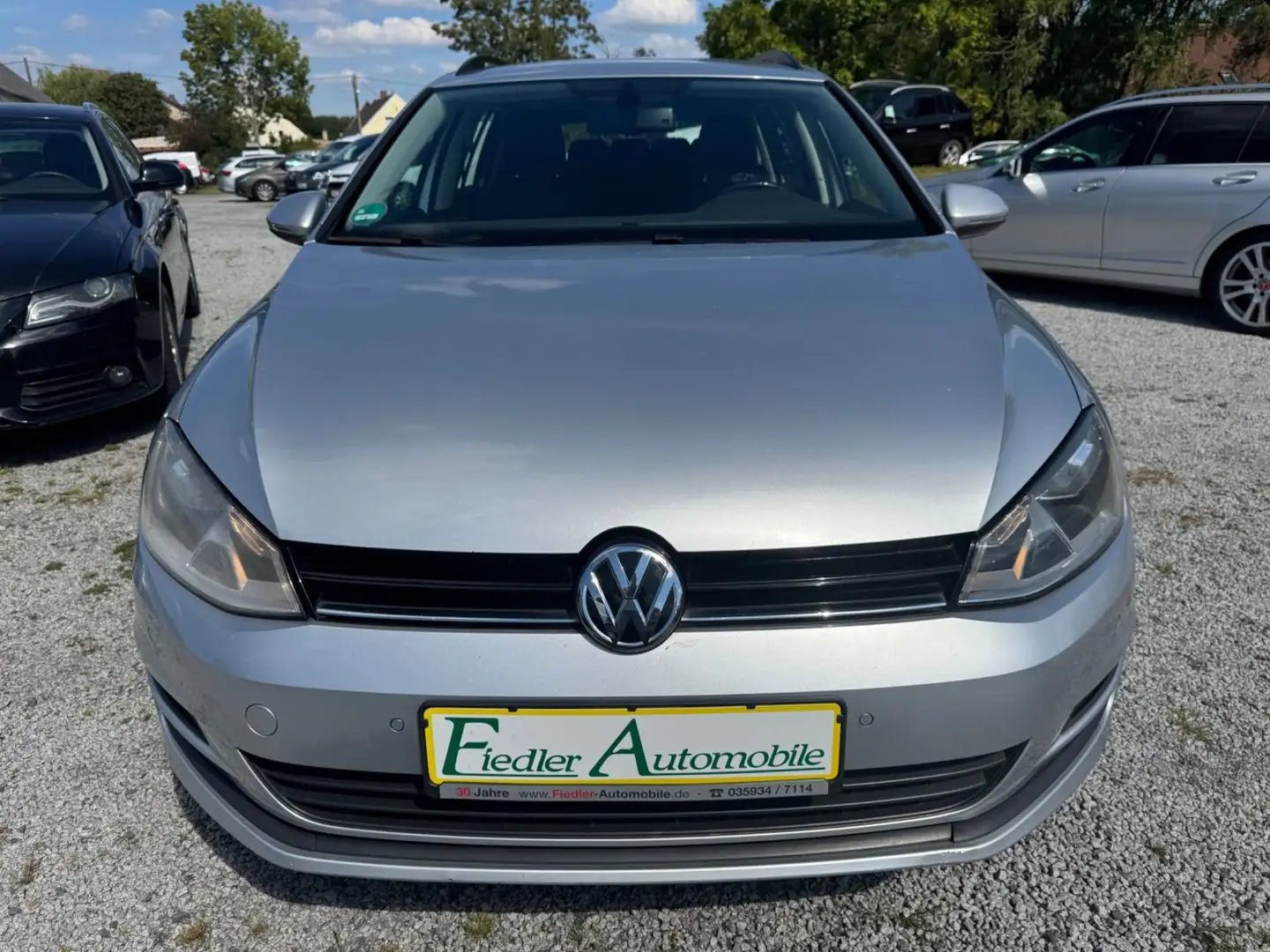 Volkswagen Golf VII Variant Comfort*Klimaaut.*Sitzhz.*AHK* Silber - 2