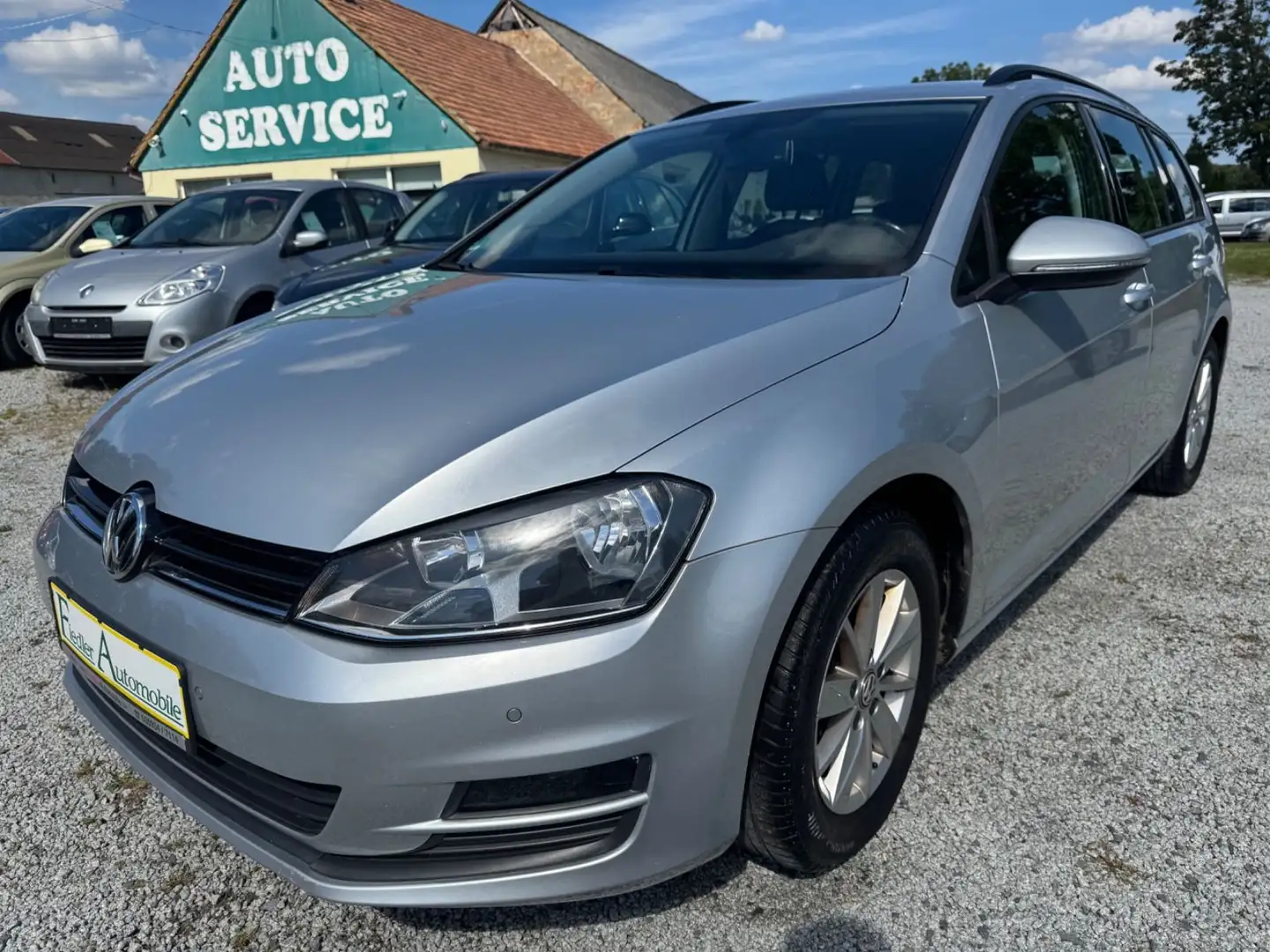 Volkswagen Golf VII Variant Comfort*Klimaaut.*Sitzhz.*AHK* Silber - 1