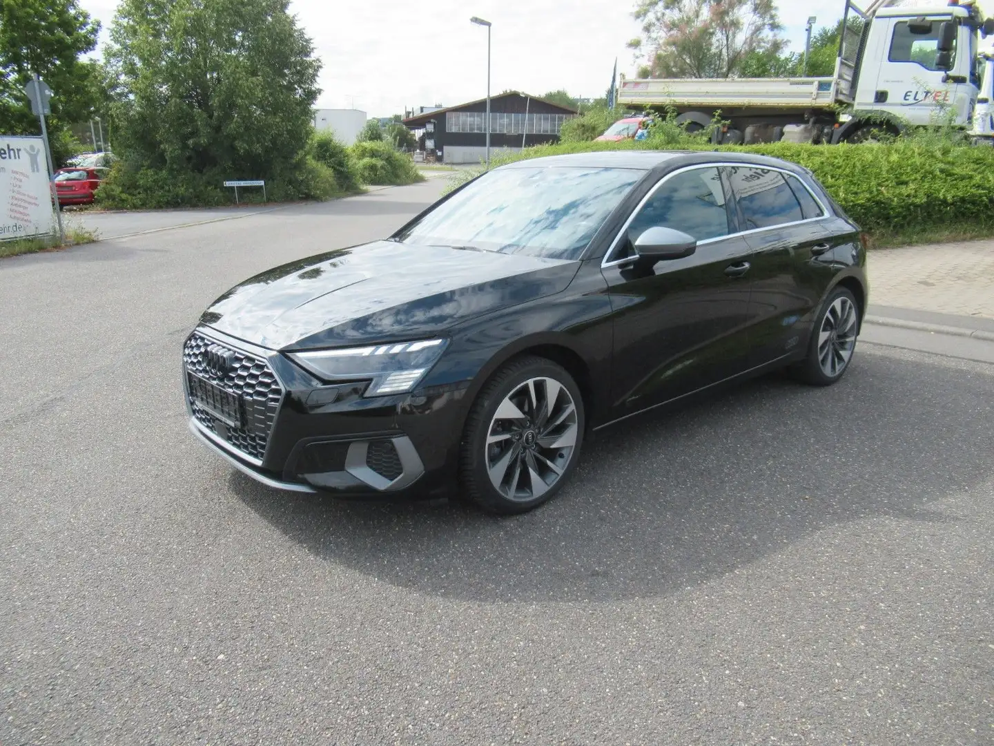 Audi A3 Sportback 35 TFSI edition one S-line Negro - 1