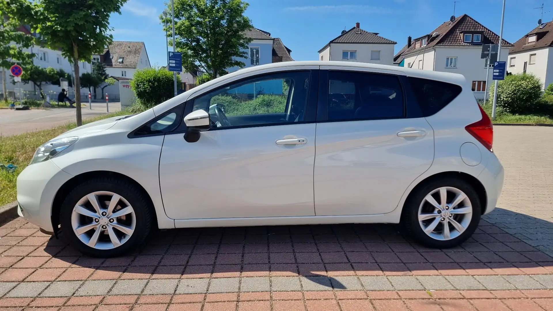 Nissan Note 1.2 DIG-S Acenta+ (NEU TÜV 06.2027 & NEU SERVICE) Weiß - 2