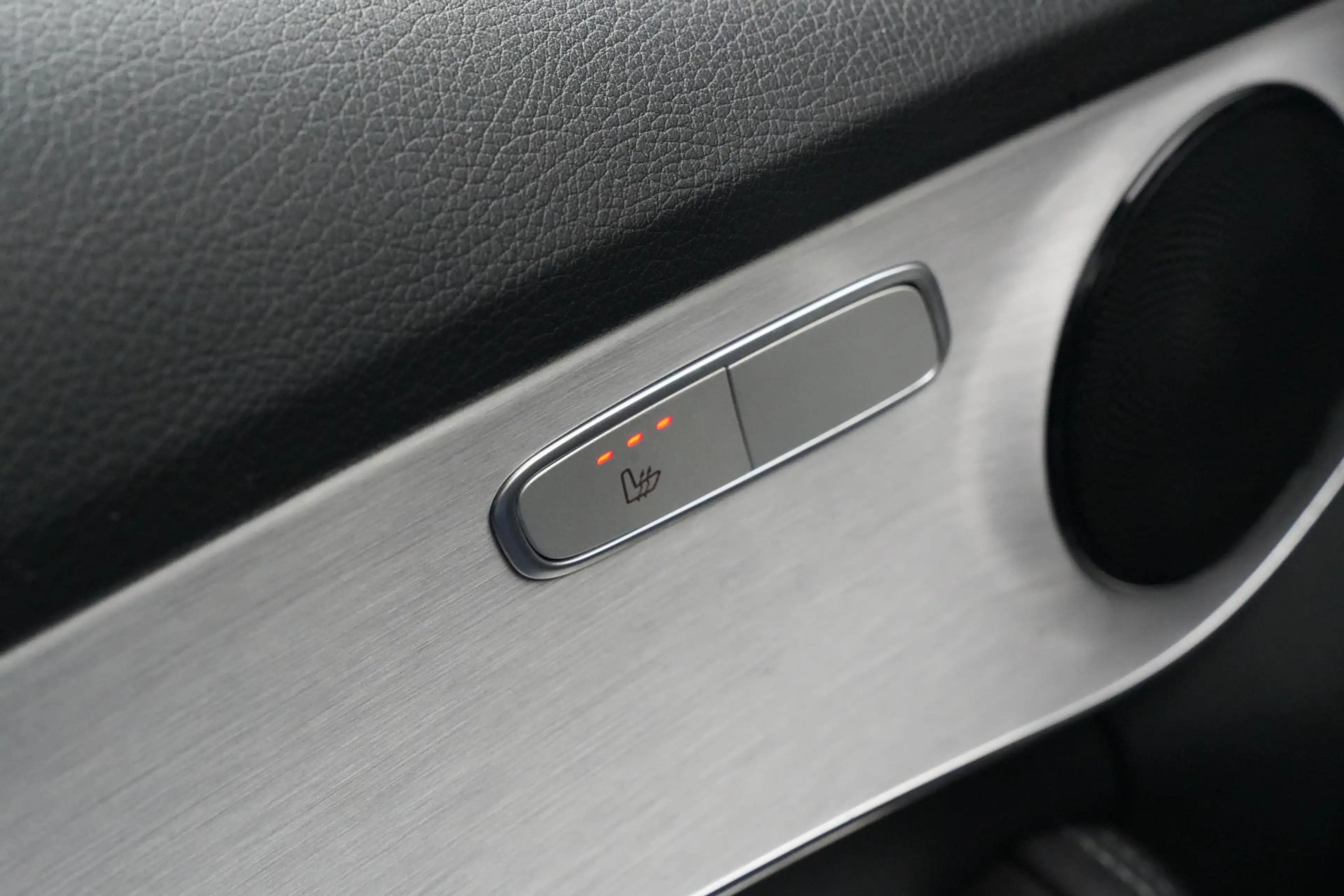Mercedes-Benz C 350 e AMG Luchtvering Panoramadak Cruise Stoelverw. Le — photo 36