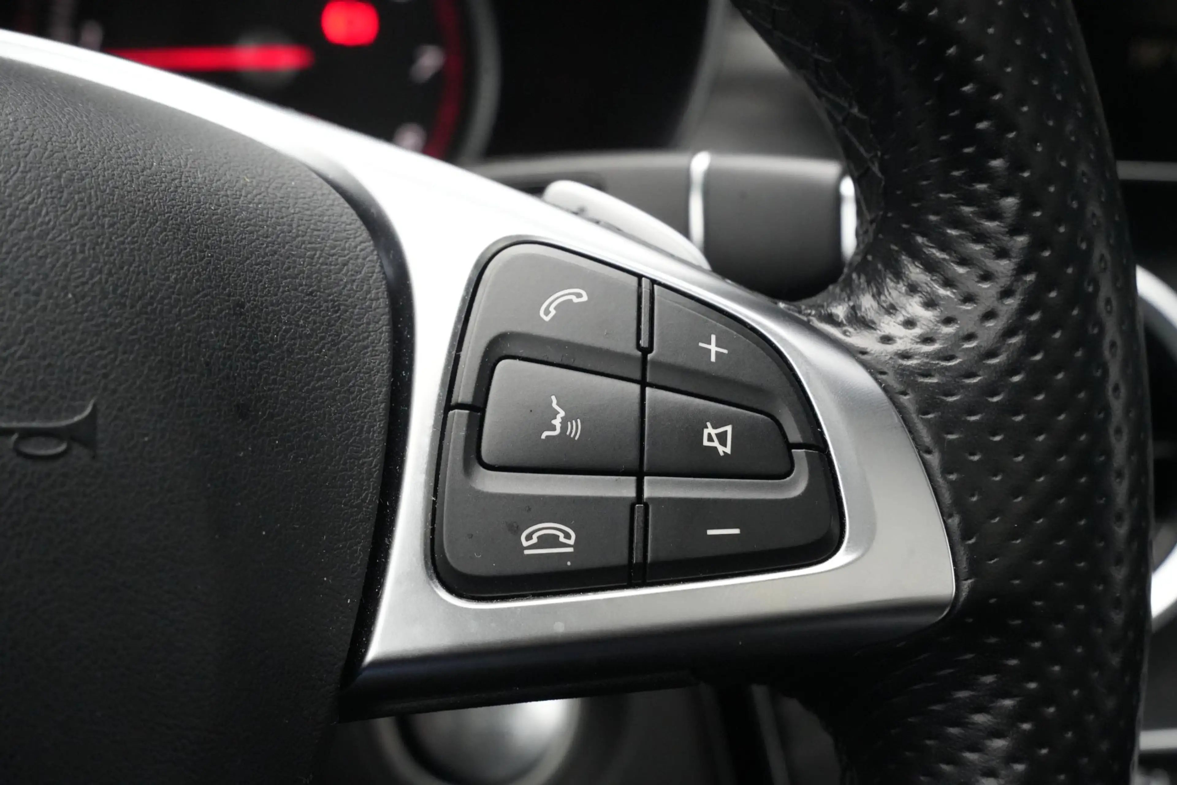 Mercedes-Benz C 350 e AMG Luchtvering Panoramadak Cruise Stoelverw. Le — photo 33