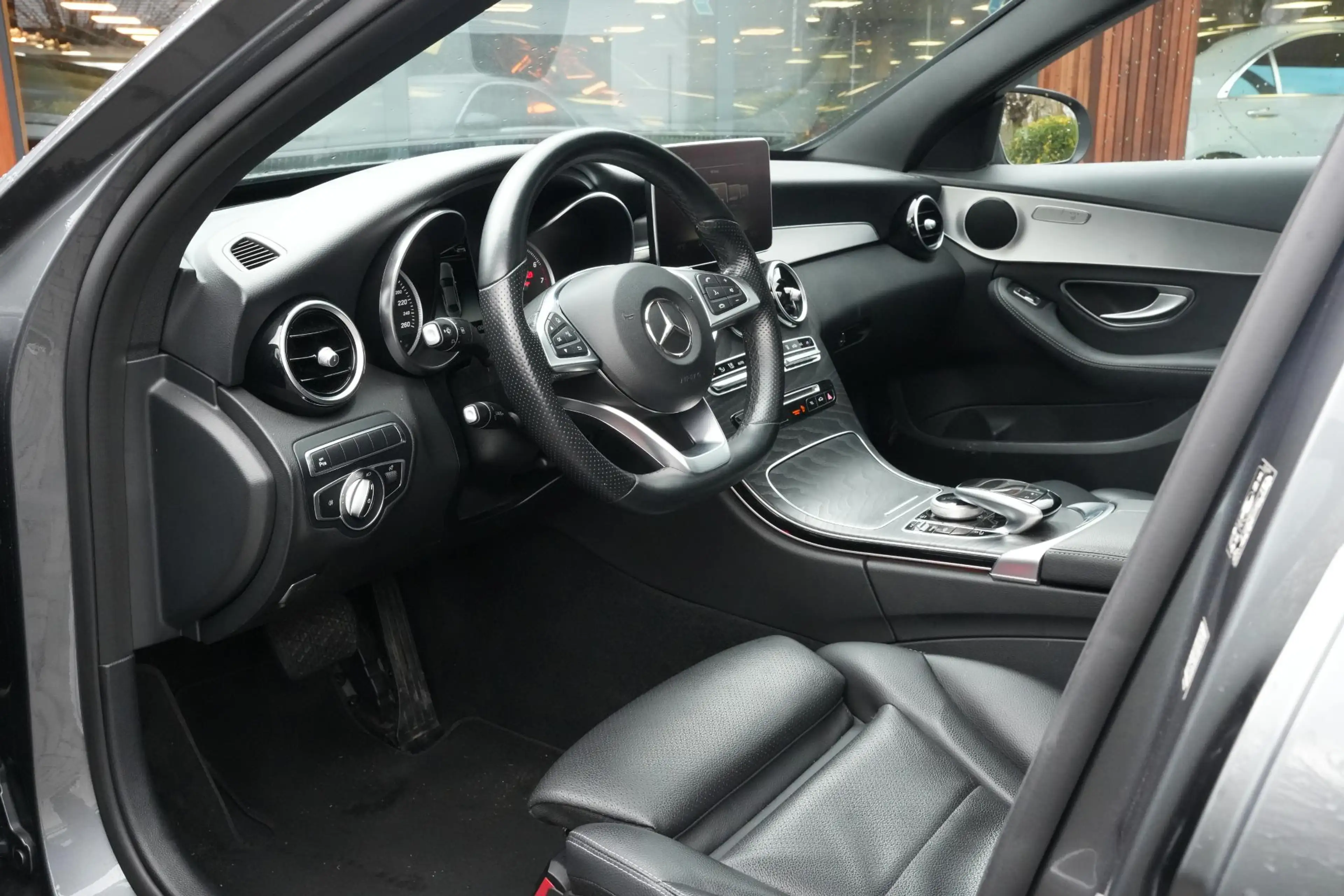 Mercedes-Benz C 350 e AMG Luchtvering Panoramadak Cruise Stoelverw. Le — photo 17