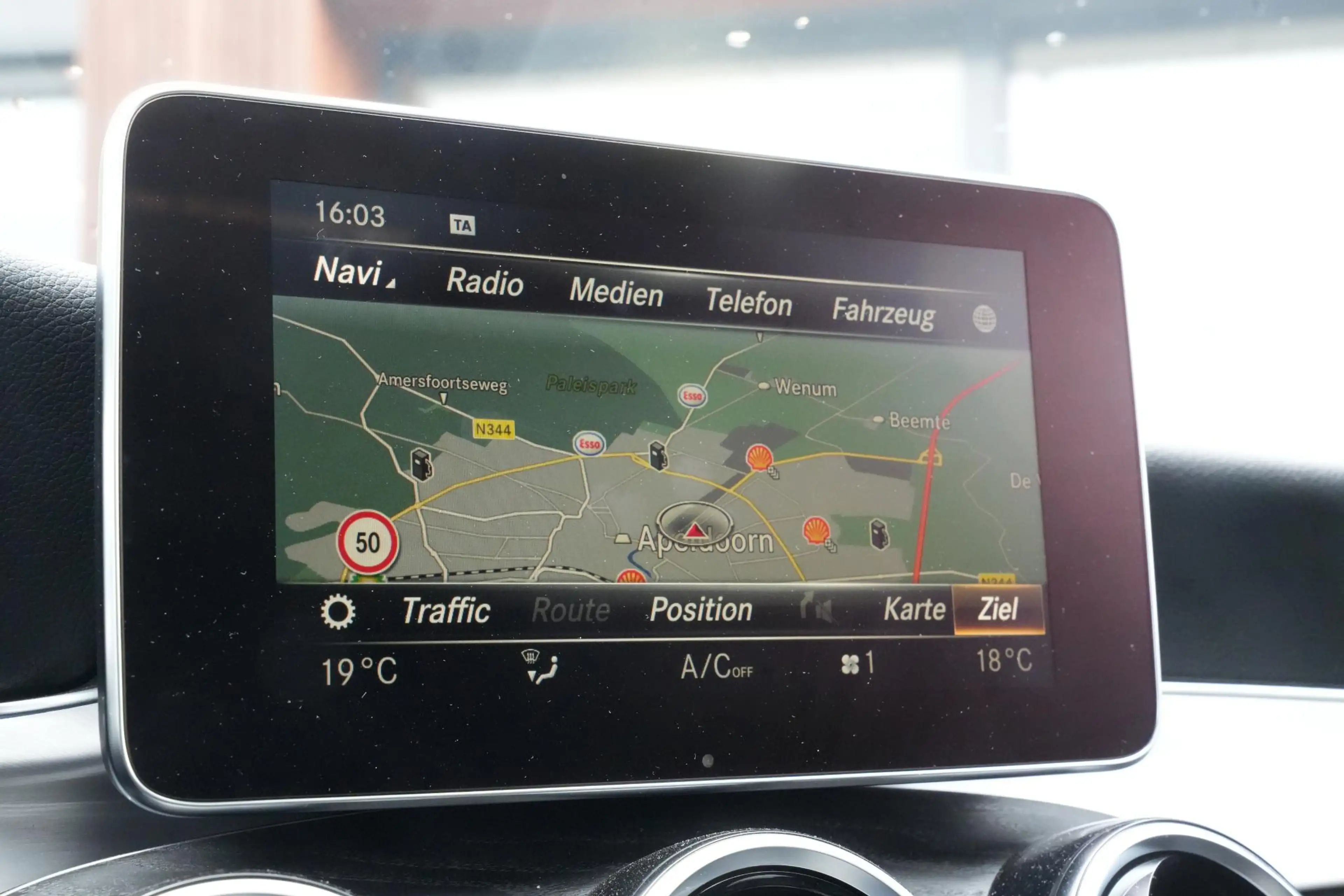 Mercedes-Benz C 350 e AMG Luchtvering Panoramadak Cruise Stoelverw. Le — photo 38