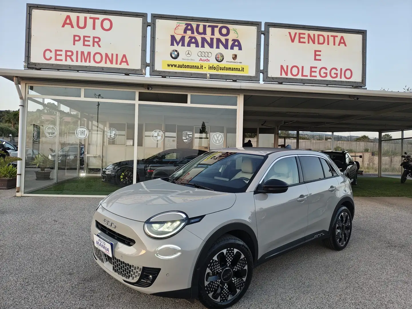Fiat 600 600 1.2 hybrid La Prima 110cv auto Beige - 1