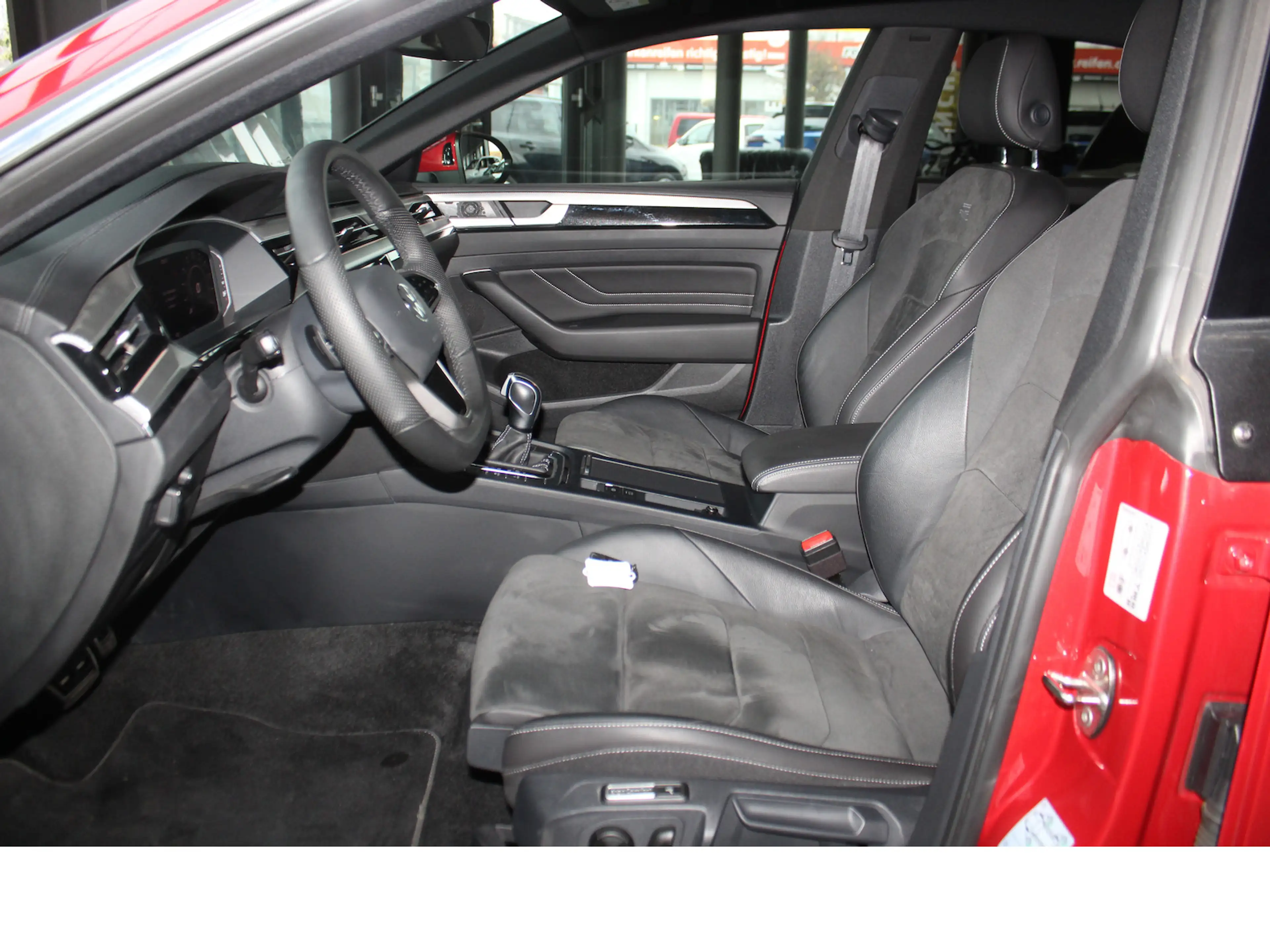 Volkswagen Arteon 1.4 eTSI DSG R-Line H-UP*360°*NAV*KEY*ACC — photo 11