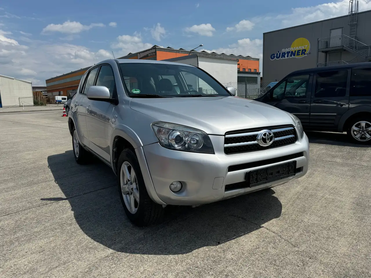TOYOTA RAV4 AWD - 177 ch - 112 869KMS - VOLANT EN CUIR