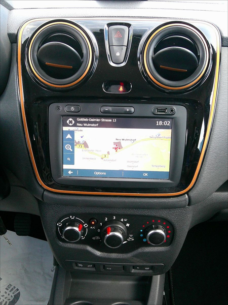 Dacia Lodgy Stepway Celebration — photo 12