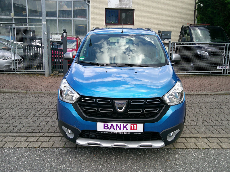 Dacia Lodgy Stepway Celebration — photo 2