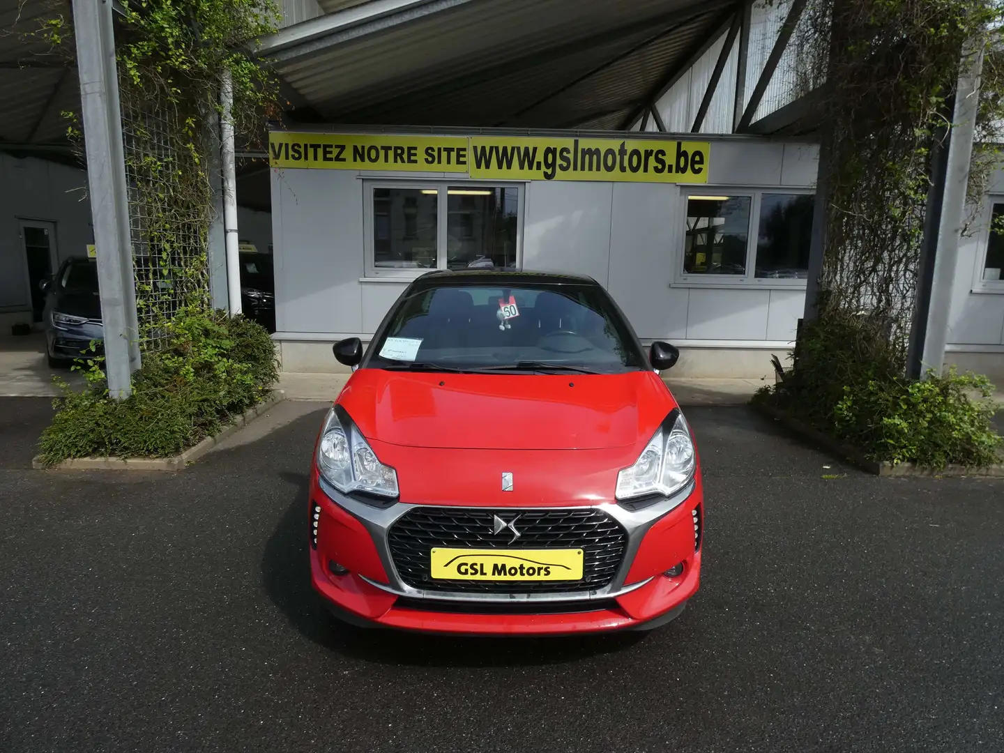 DS Automobiles DS 3 1200cc-82 02/17 -rouge- GPS/arico/ cruise Rouge - 2