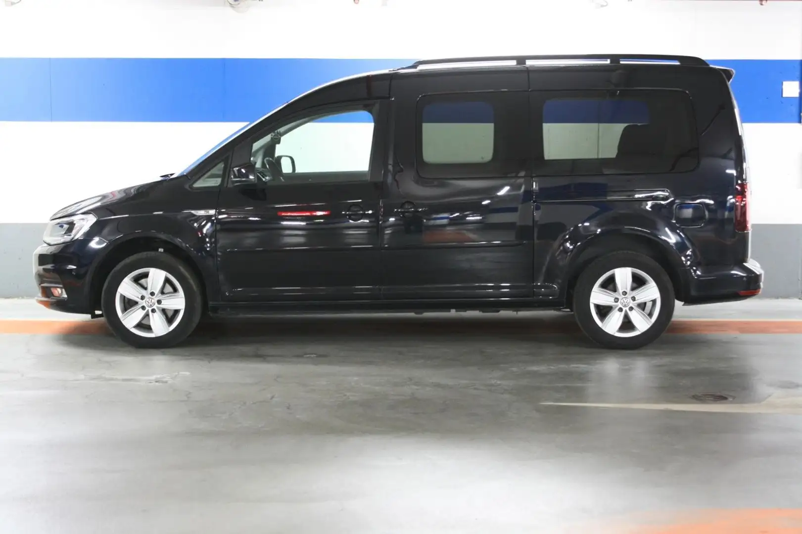 Volkswagen Caddy Maxi lang 1Jahr Gewährleistung Comfortline Schwarz - 1