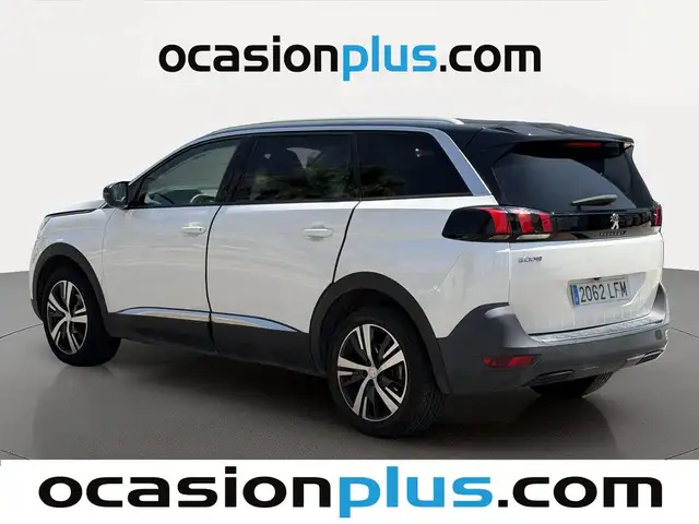 Peugeot 5008 view 3