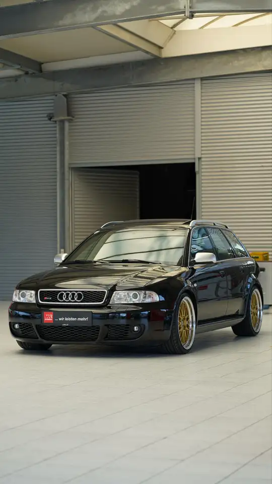 Audi RS4 A4 Avant quattro 2,7, foto 2
