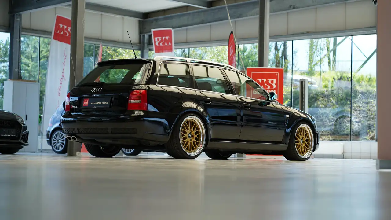 Audi RS4 A4 Avant quattro 2,7, foto 6