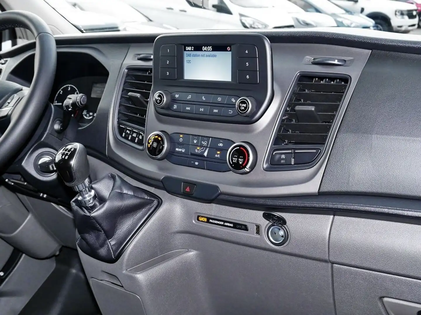 Ford Transit Custom 320 2.0 EcoBlue 130 Combi Trend Bianco - 2