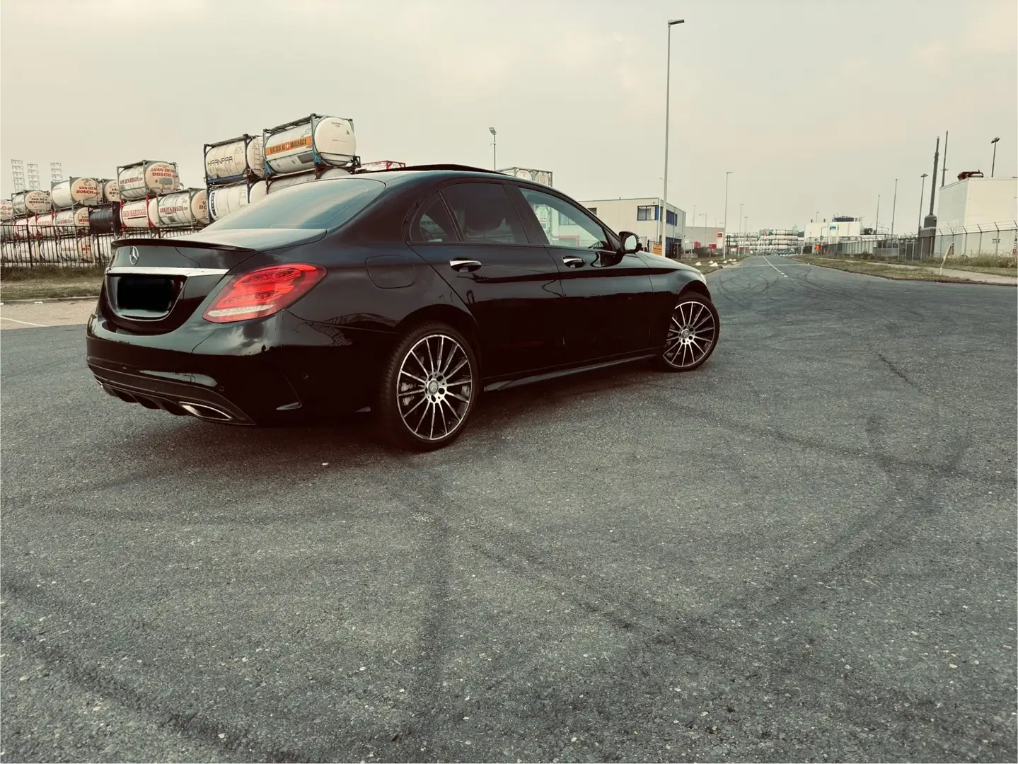 Mercedes-Benz C 300 7G-TRONIC AMG Line - 2