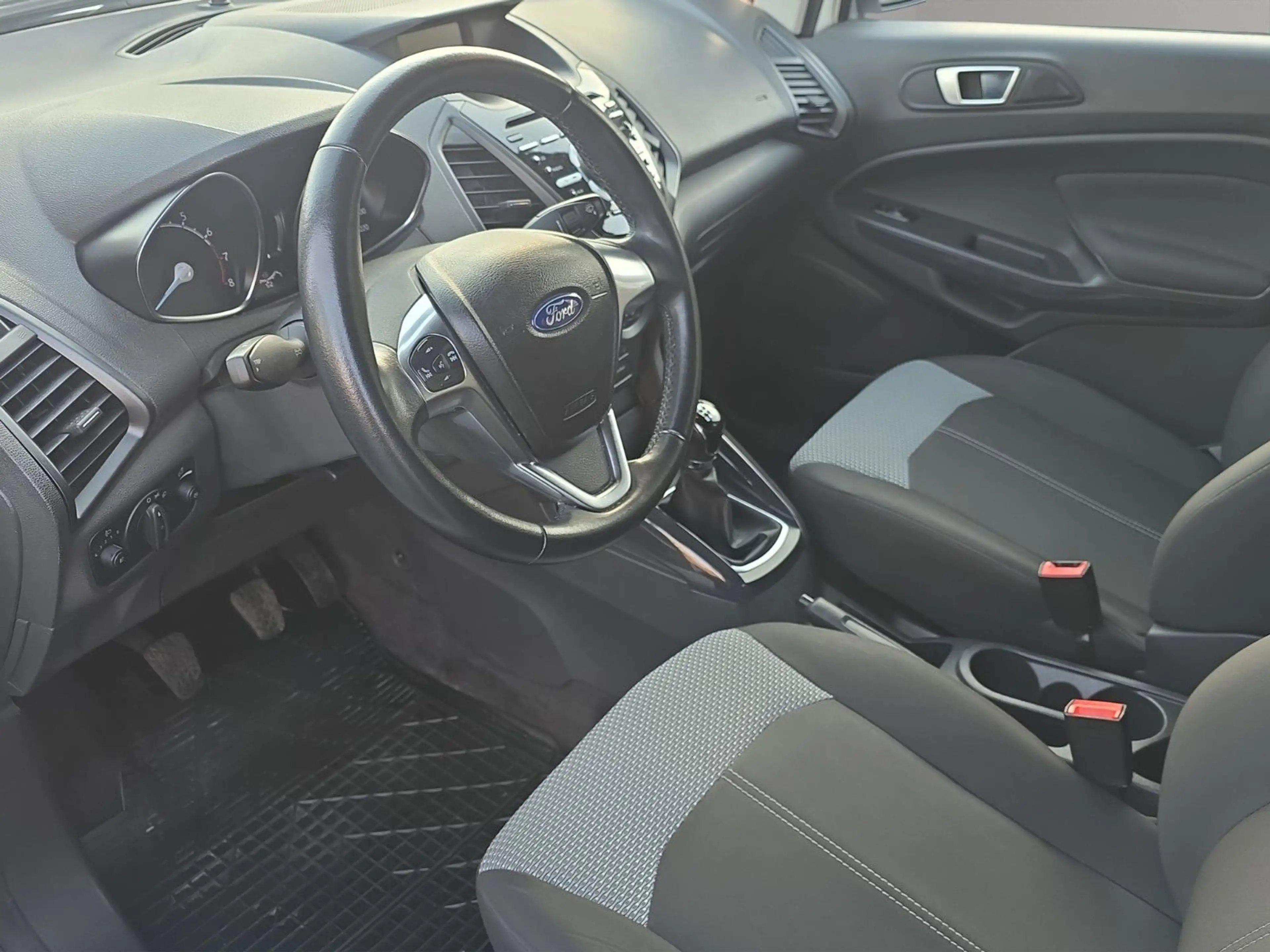 Ford EcoSport Trend/KLIMA/RÜCKFAHRKAMERA — photo 9