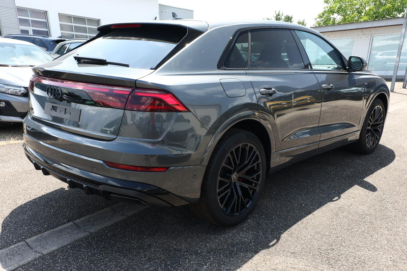 Audi Q8 S line 2xS AssistenzP+ 22Z Laser Pano HUD Klim4... — photo 3