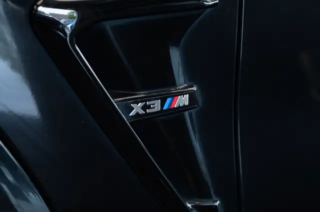 BMW X3 M view 10