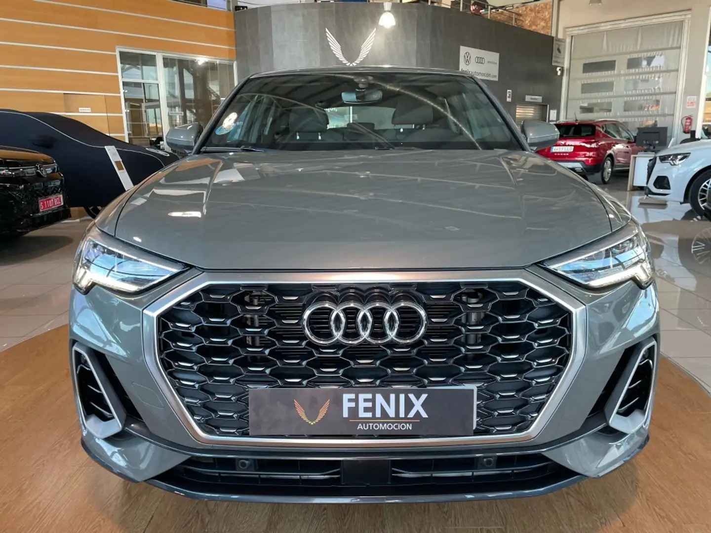 Audi Q3 35 TFSI S line S tronic Gris - 2