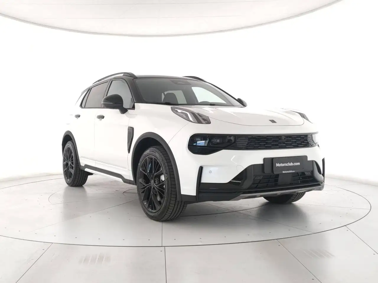 Lynk & Co 01