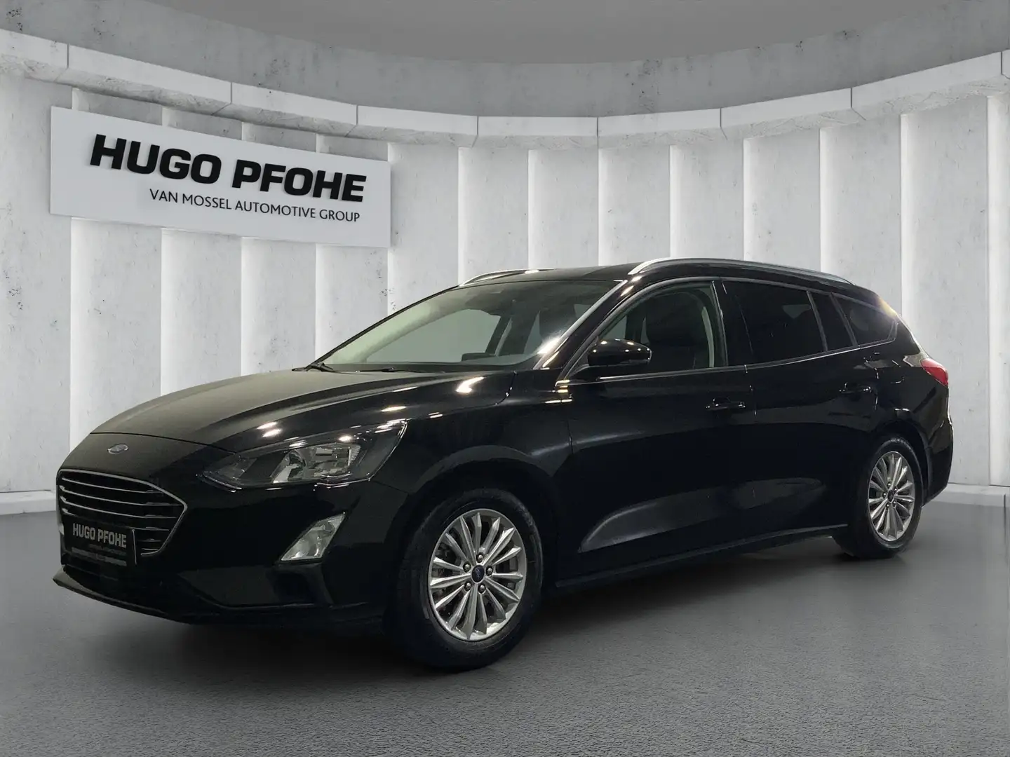 Ford Focus Titanium Turnier 1.0 EcoBoost | Navi | DAB | AHK | Schwarz - 1