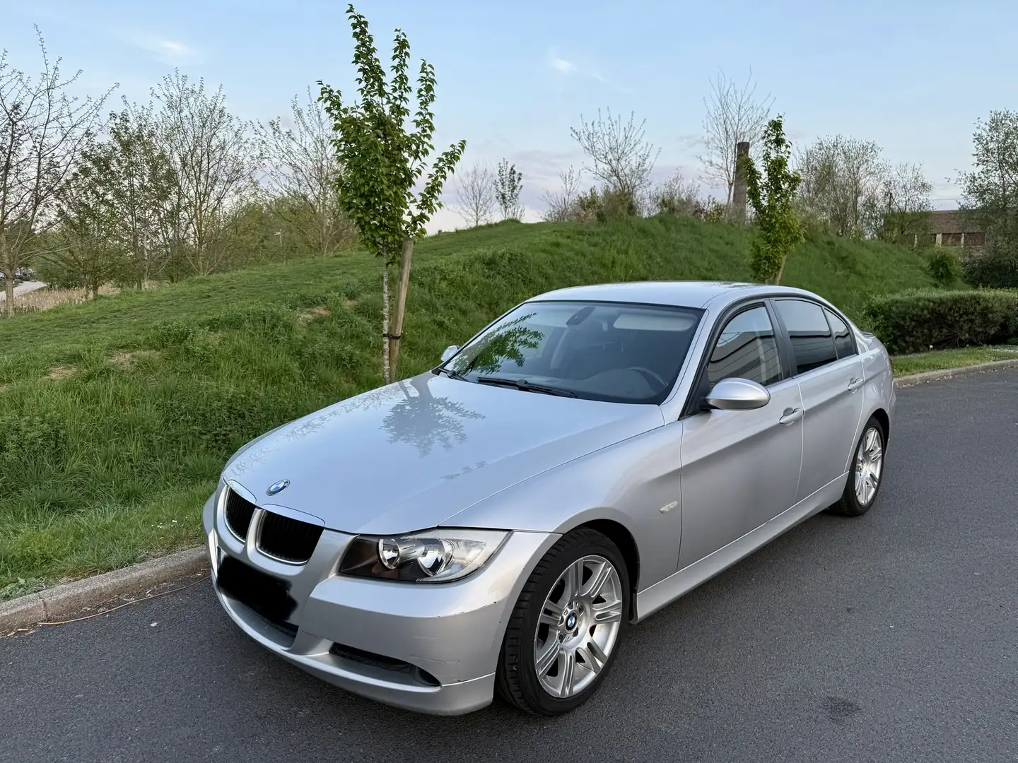 BMW 318 318d 122ch Luxe - 2