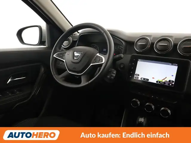 Dacia Duster view 13