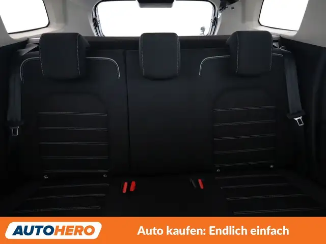 Dacia Duster view 15