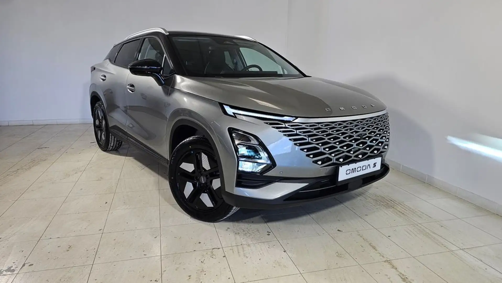 Omoda 5 MY2 - Premium 1.6 TGDI 108kW (14cv) Gris - 2