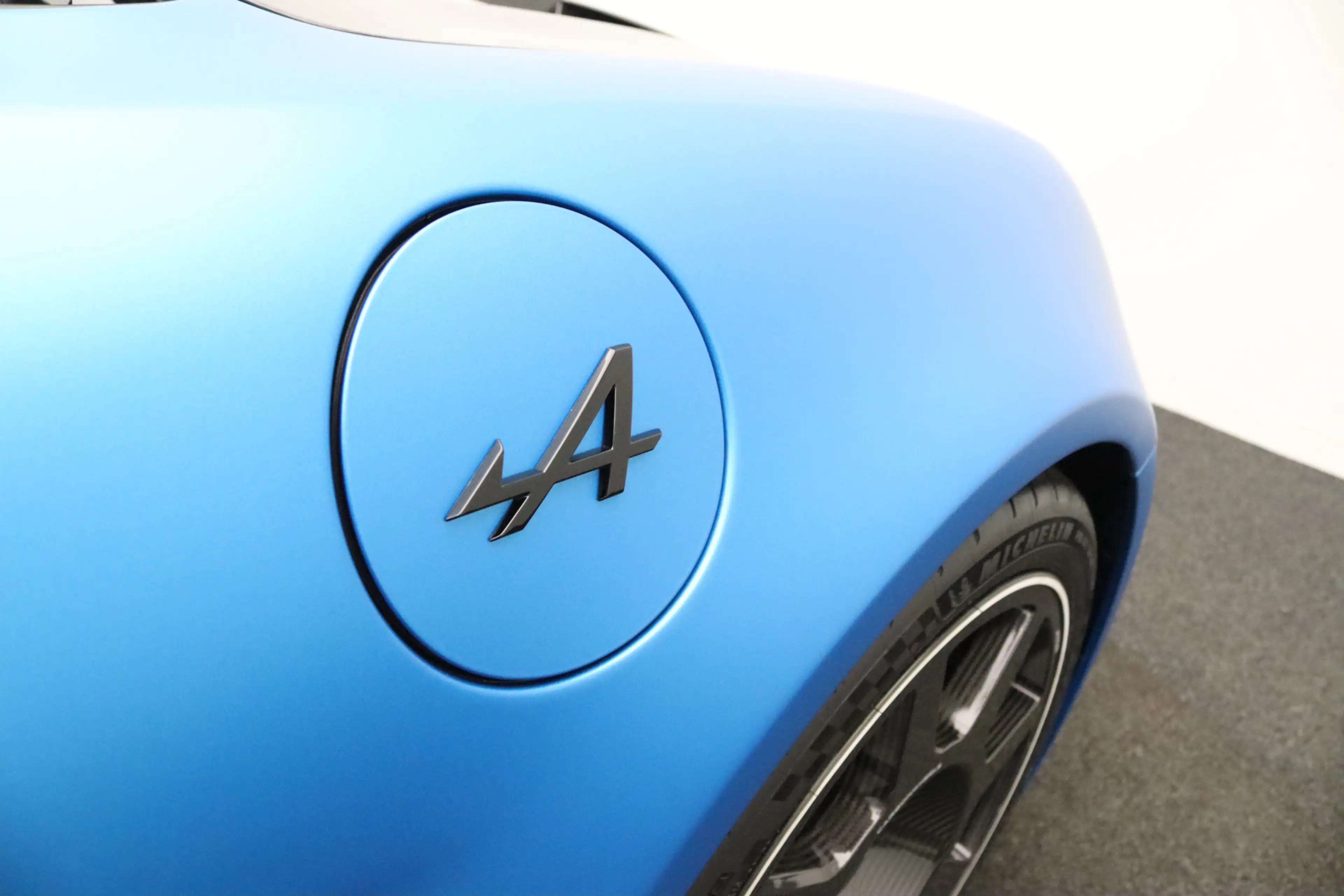 Alpine A110 R 300pk Aerocarbon velgen | Focal Premium | Camera — photo 44