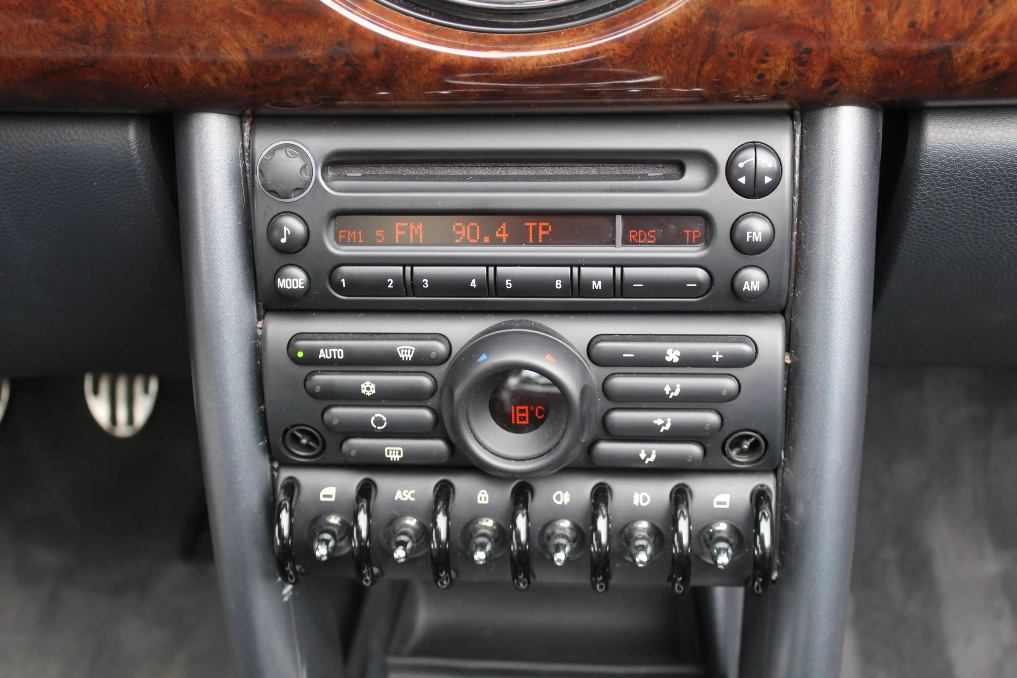 MINI Cooper S Cabrio Full Option * Weinig KM * Als Nieuw — photo 15