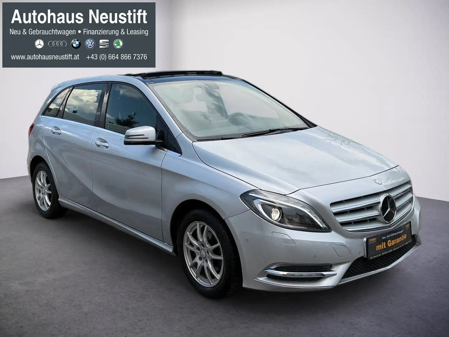 Mercedes-Benz B 180 B 180 CDI (246.200) Aut. *Xenon*Pano* Grau - 2