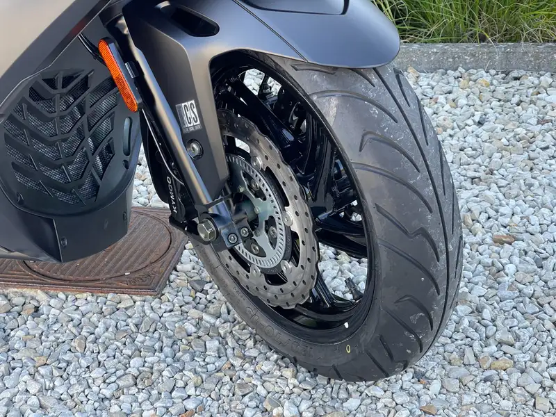 Kymco Xciting 400i - foto 3