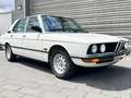 BMW 520 520/6 E12 1.Hd erst 61Tkm, Rostfrei im Erstlack!! Weiß - thumbnail 4