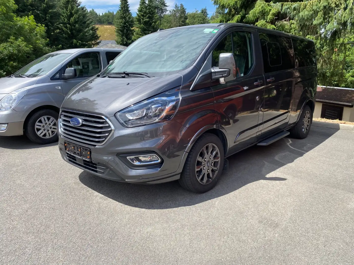 Ford Tourneo Custom Titanium X L2+8 Sitz+Standheizung Grau - 2