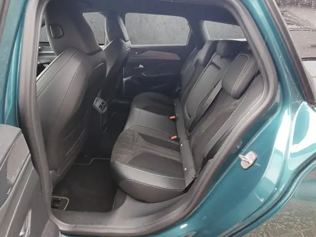 Peugeot 308 SW view 8